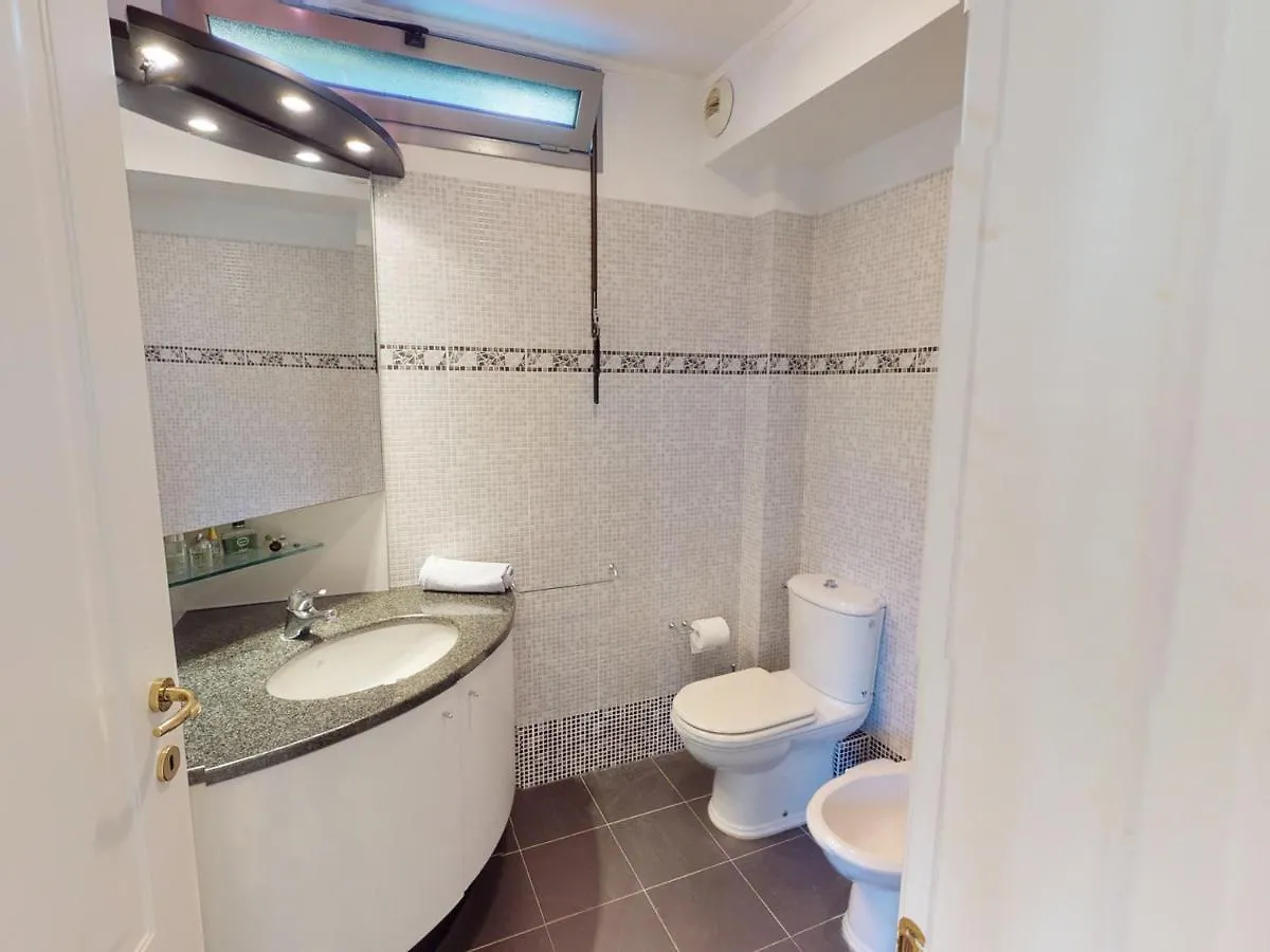Charmant 2 Pieces Avec Terrasse, Jardin Et Parking Dans Residence Avec Piscine A Menton - Fr-1-196-313 Appartamento