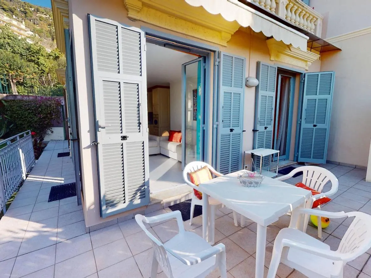 Charmant 2 Pieces Avec Terrasse, Jardin Et Parking Dans Residence Avec Piscine A Menton - Fr-1-196-313 France