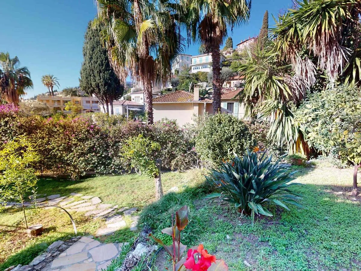 Charmant 2 Pieces Avec Terrasse, Jardin Et Parking Dans Residence Avec Piscine A Menton - Fr-1-196-313 Apartment